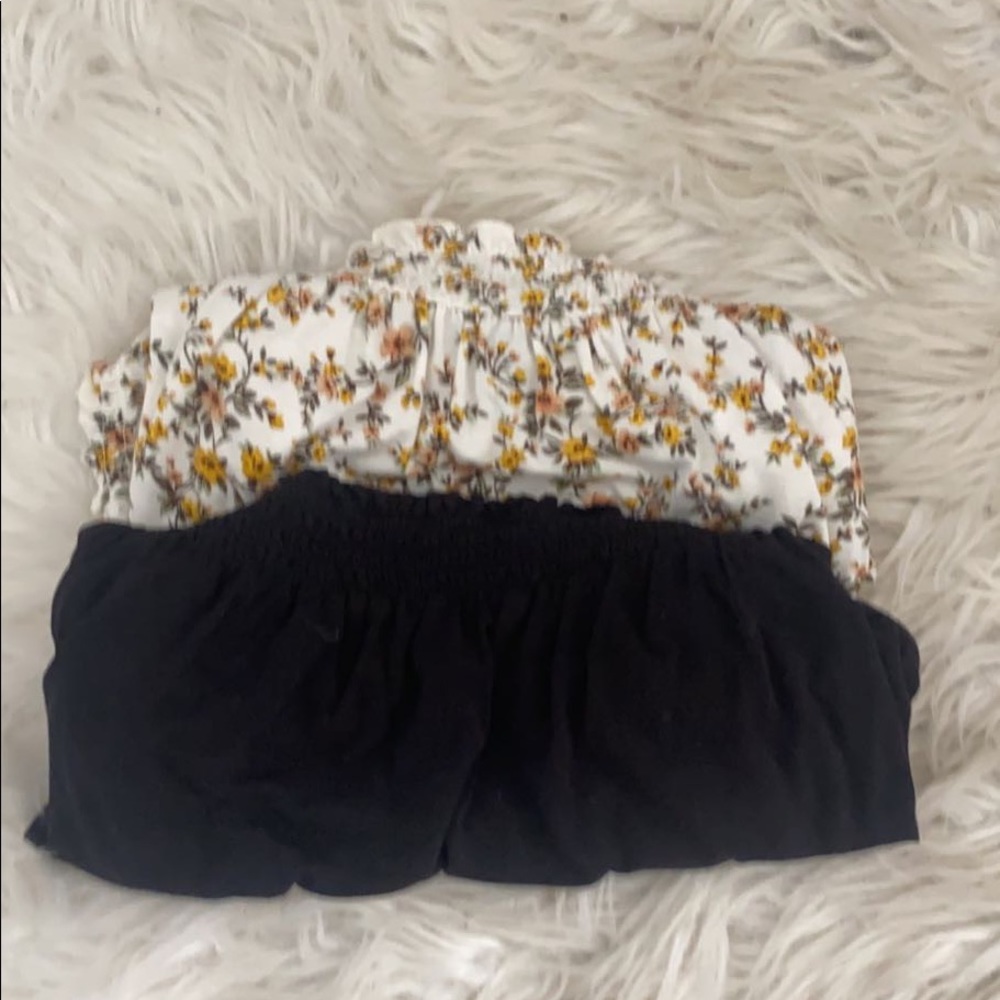 🛍 bundle of off the shoulder shirts🛍